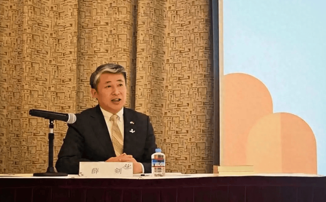 皇冠信用网出租代理
_连美驻日大使都开始插手了皇冠信用网出租代理
，薛剑总领事遭围攻，若被驱逐中方必对等回应